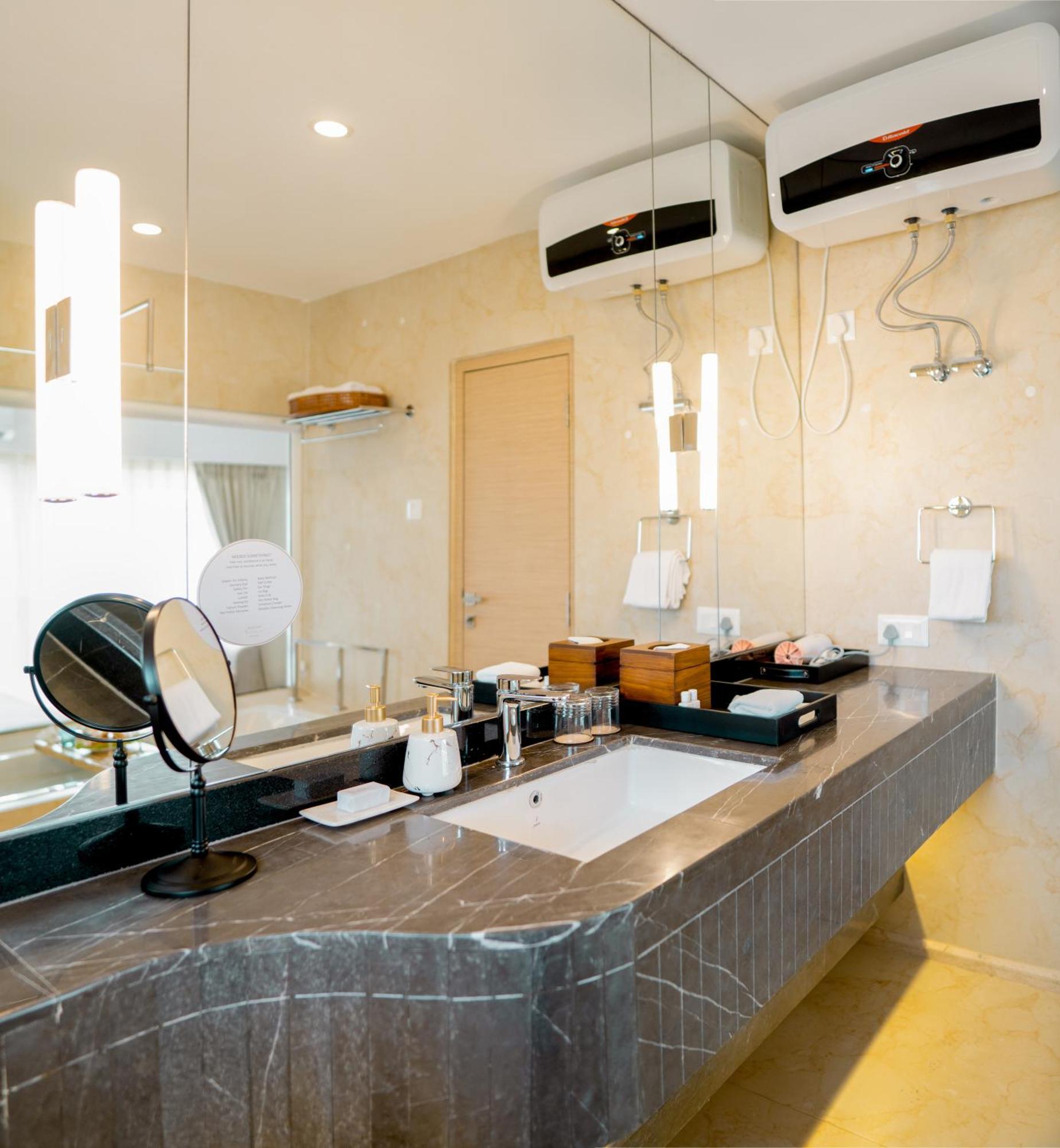 Shulem Boutique Hotel Dimapur Bagian luar foto